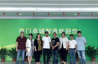 熱烈歡迎“中國縫制機(jī)械協(xié)會”蒞臨我司訪問考察